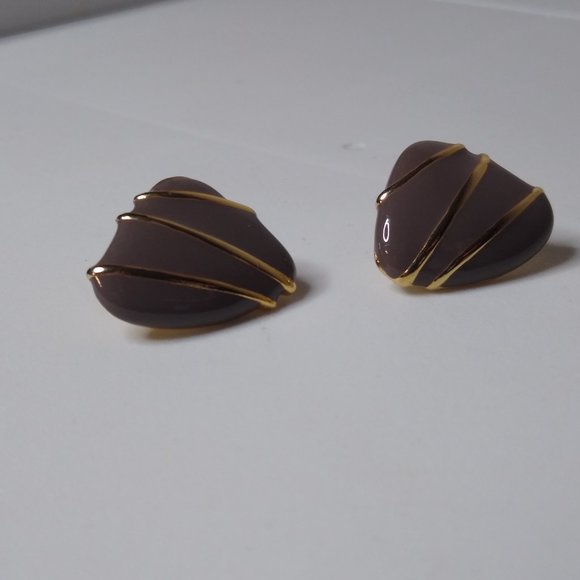 Vintage Triangular Stud Earrings - Picture 3 of 11